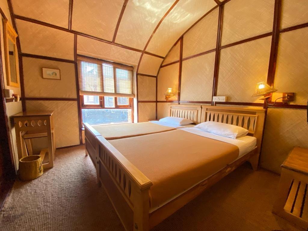 Marvel Cruise Hotel Alappuzha Екстериор снимка