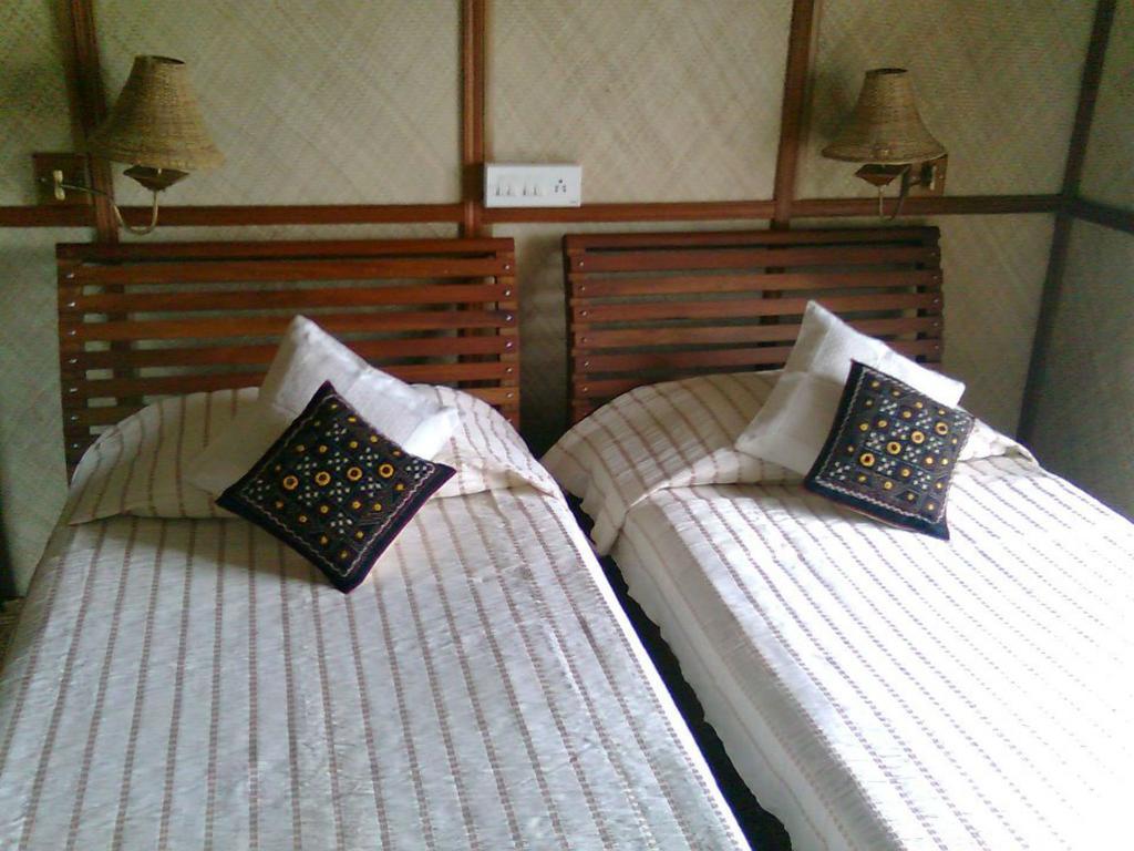 Marvel Cruise Hotel Alappuzha Стая снимка